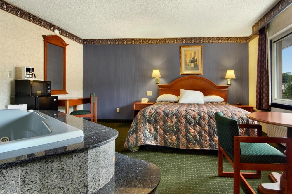 Days Inn by Wyndham Branford New Haven Conference Center Main image